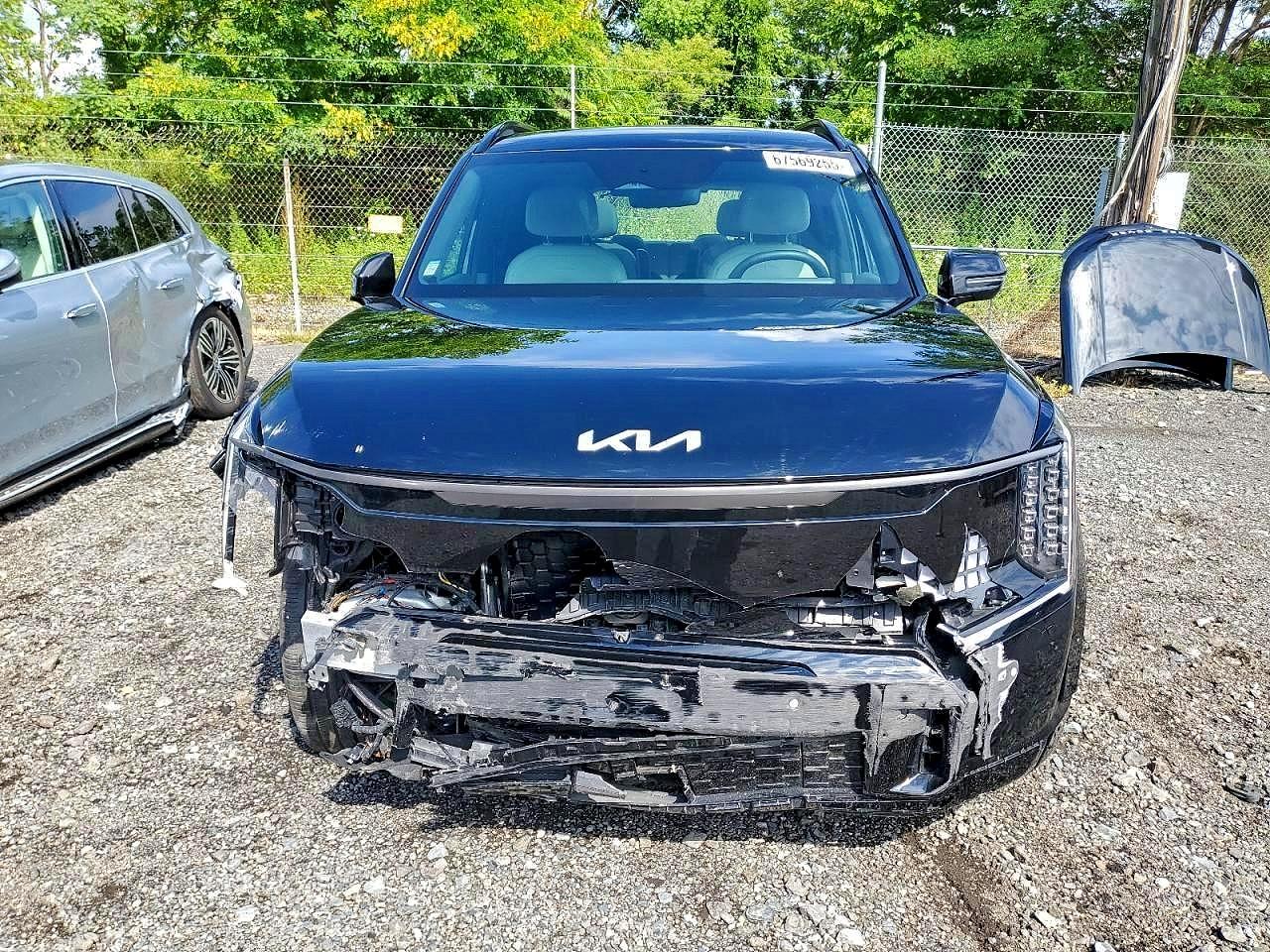 2024 KIA EV9 GT LIN