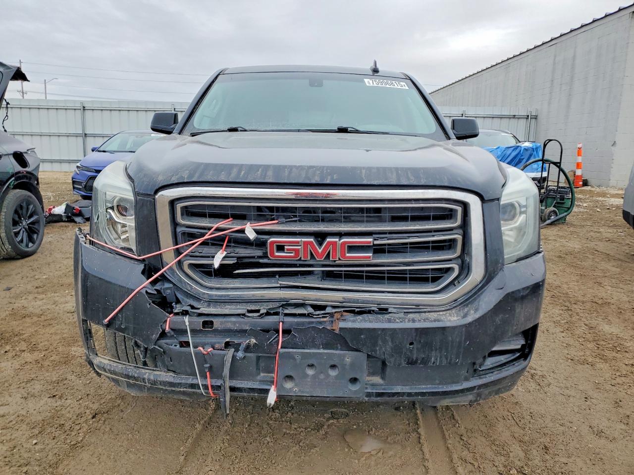 2017 GMC YUKON