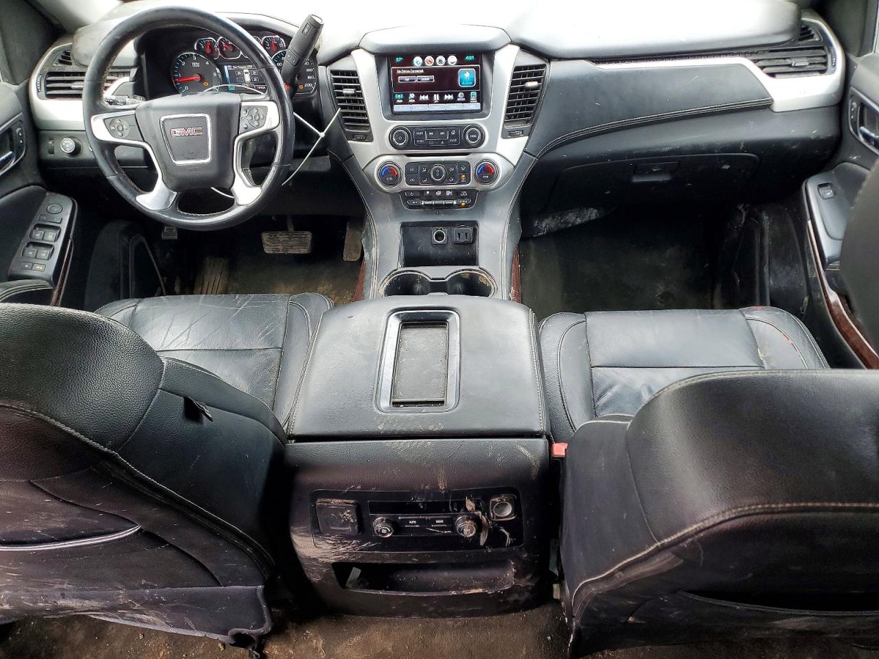 2017 GMC YUKON