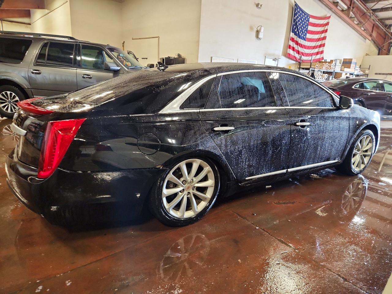 2013 CADILLAC XTS