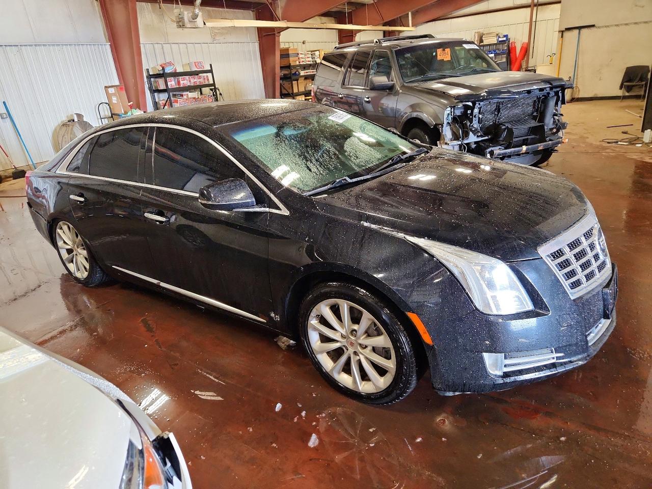 2013 CADILLAC XTS