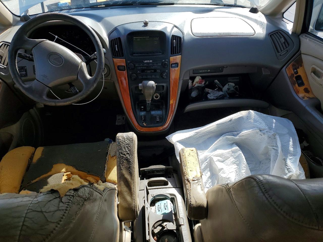 2000 LEXUS RX300
