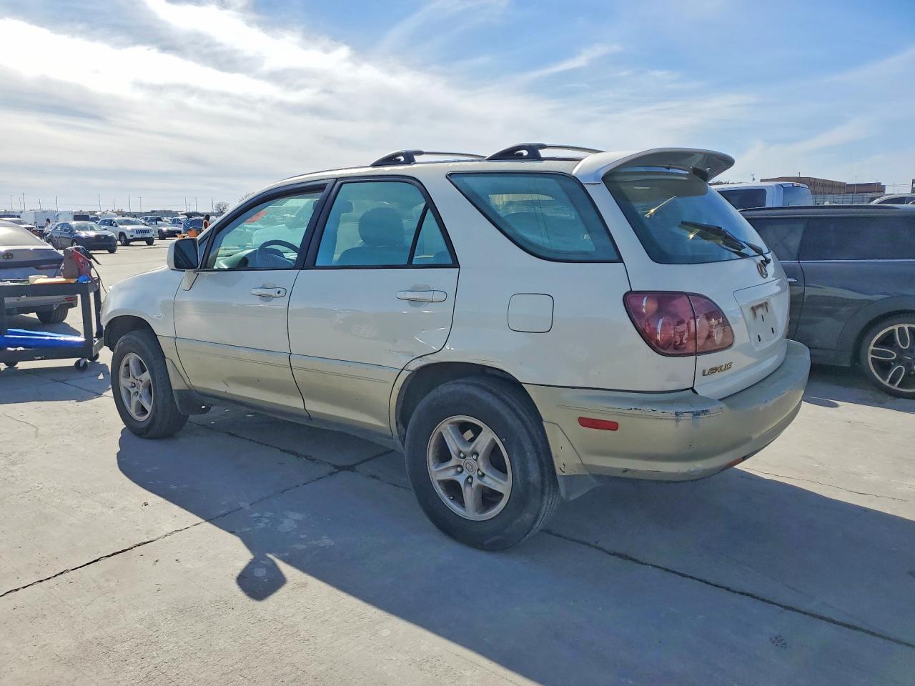 2000 LEXUS RX300