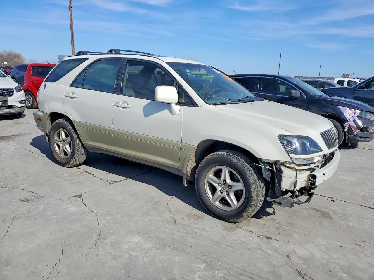2000 LEXUS RX300