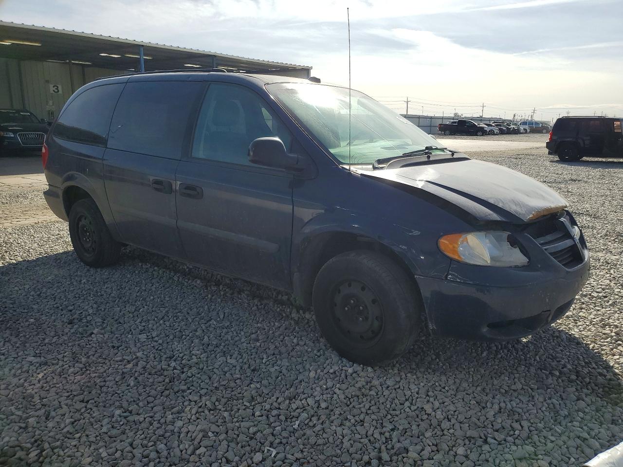 2005 DODGE CARAVAN