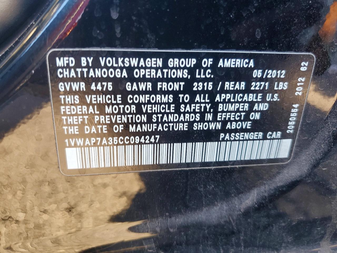 2012 VOLKSWAGEN PASSAT