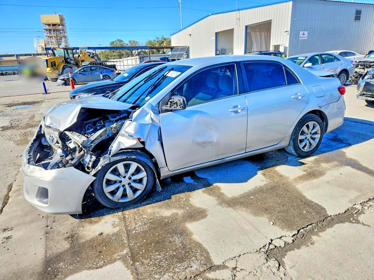 2013 TOYOTA COROLLA