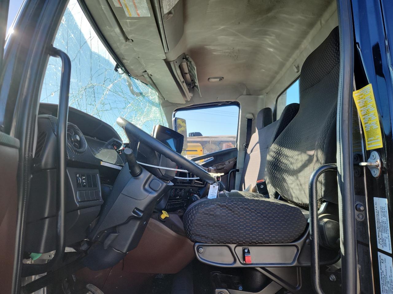 2025 HINO TOW TRUCK