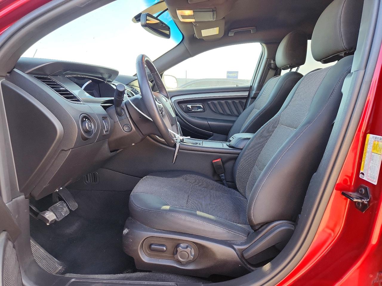2015 FORD TAURUS
