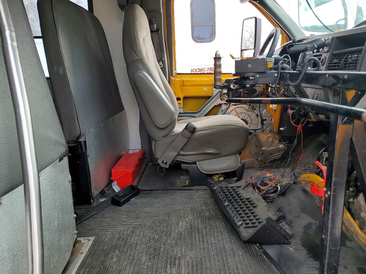 2009 CHEV EXPRESS