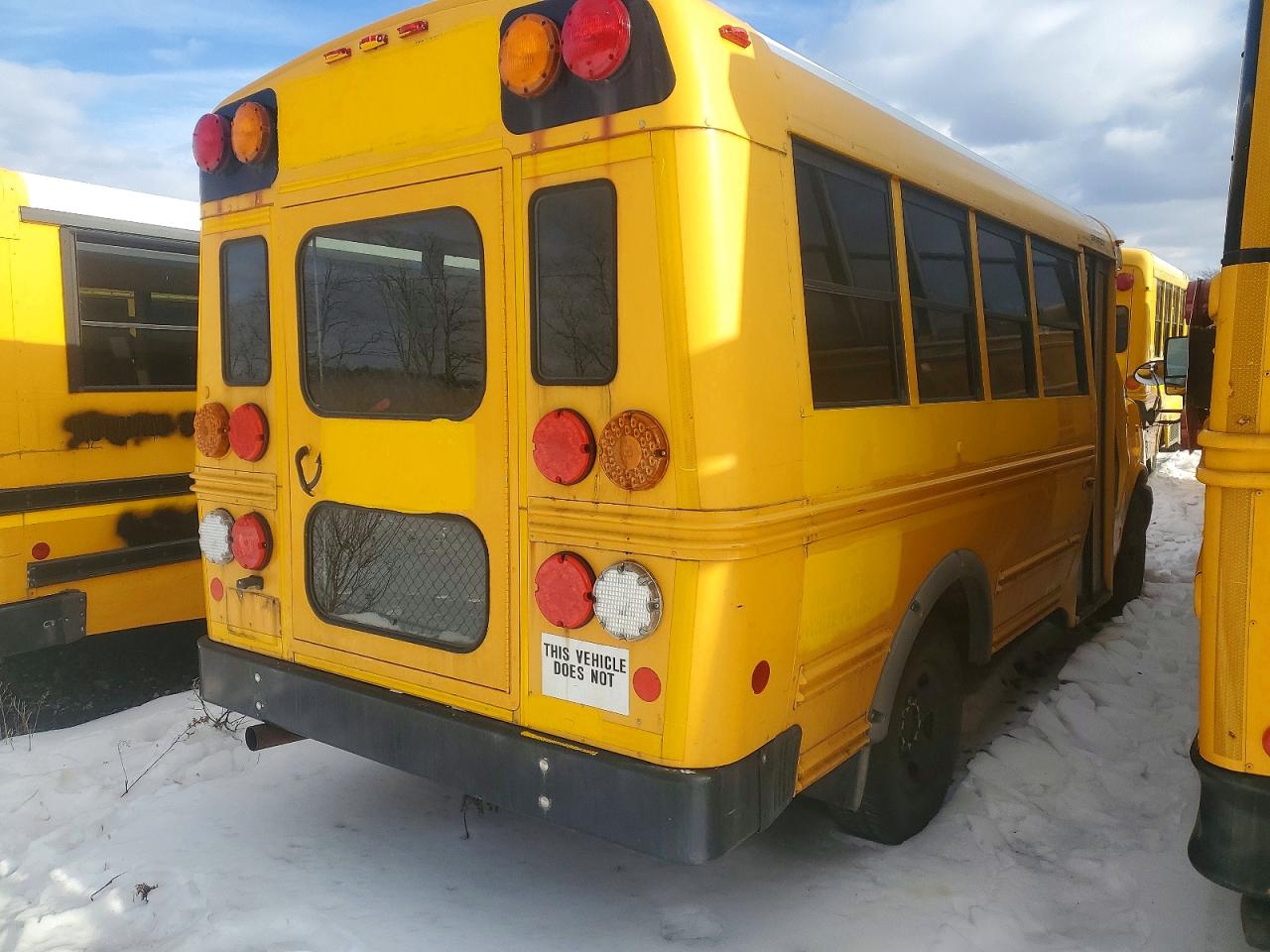2009 GMC MICRO BIRD
