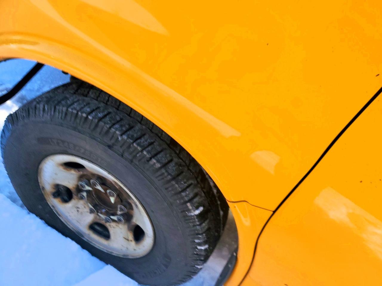 2009 GMC MICRO BIRD