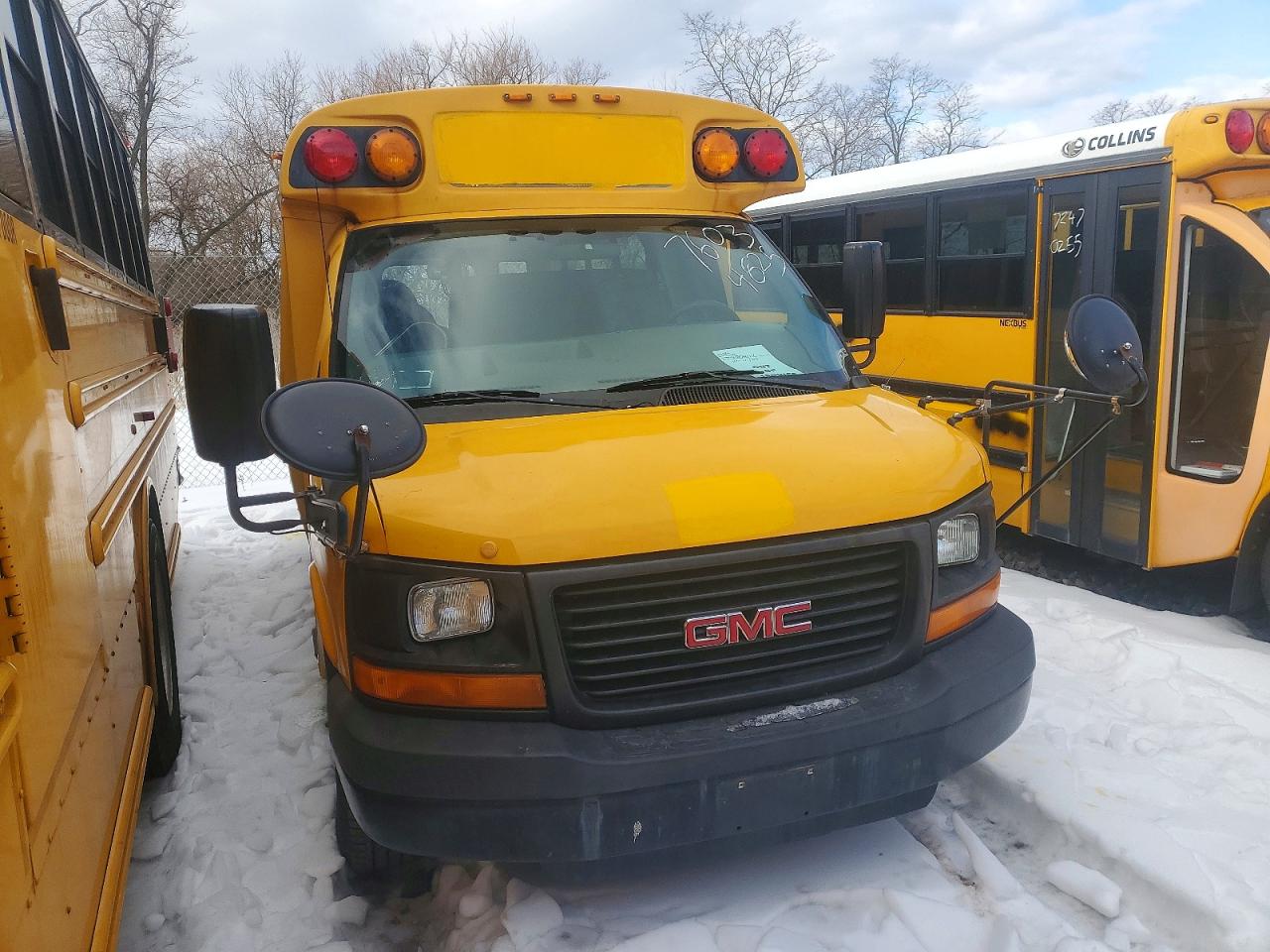 2009 GMC MICRO BIRD