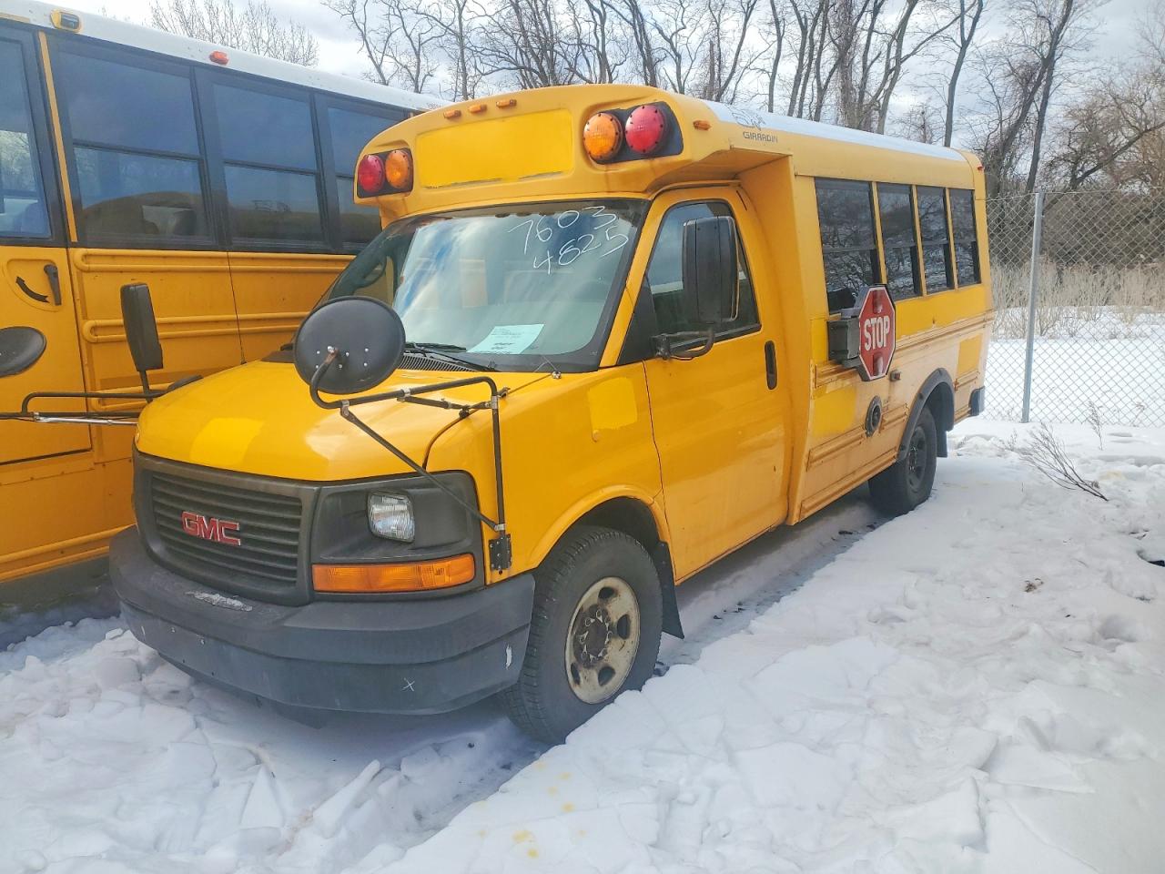 2009 GMC MICRO BIRD
