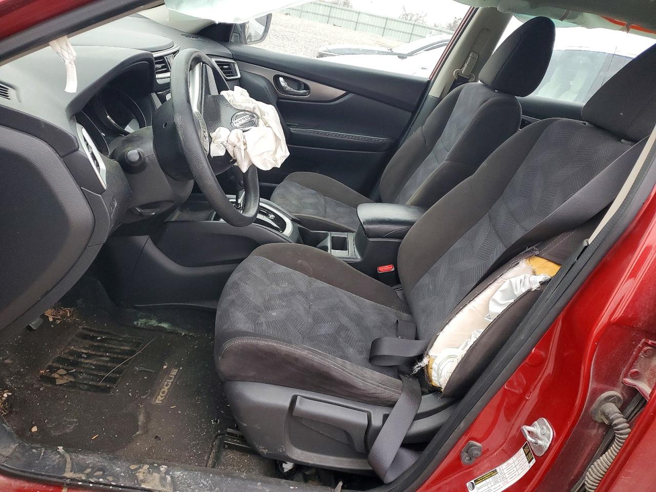 2015 NISSAN ROGUE