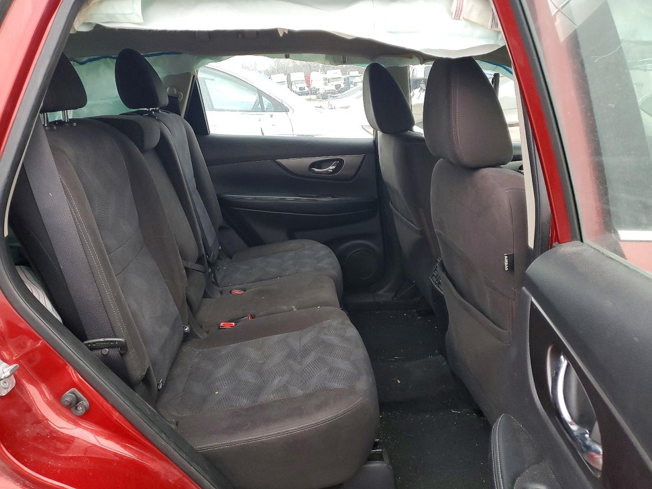 2015 NISSAN ROGUE