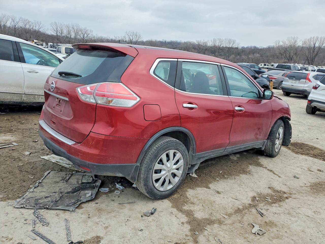 2015 NISSAN ROGUE