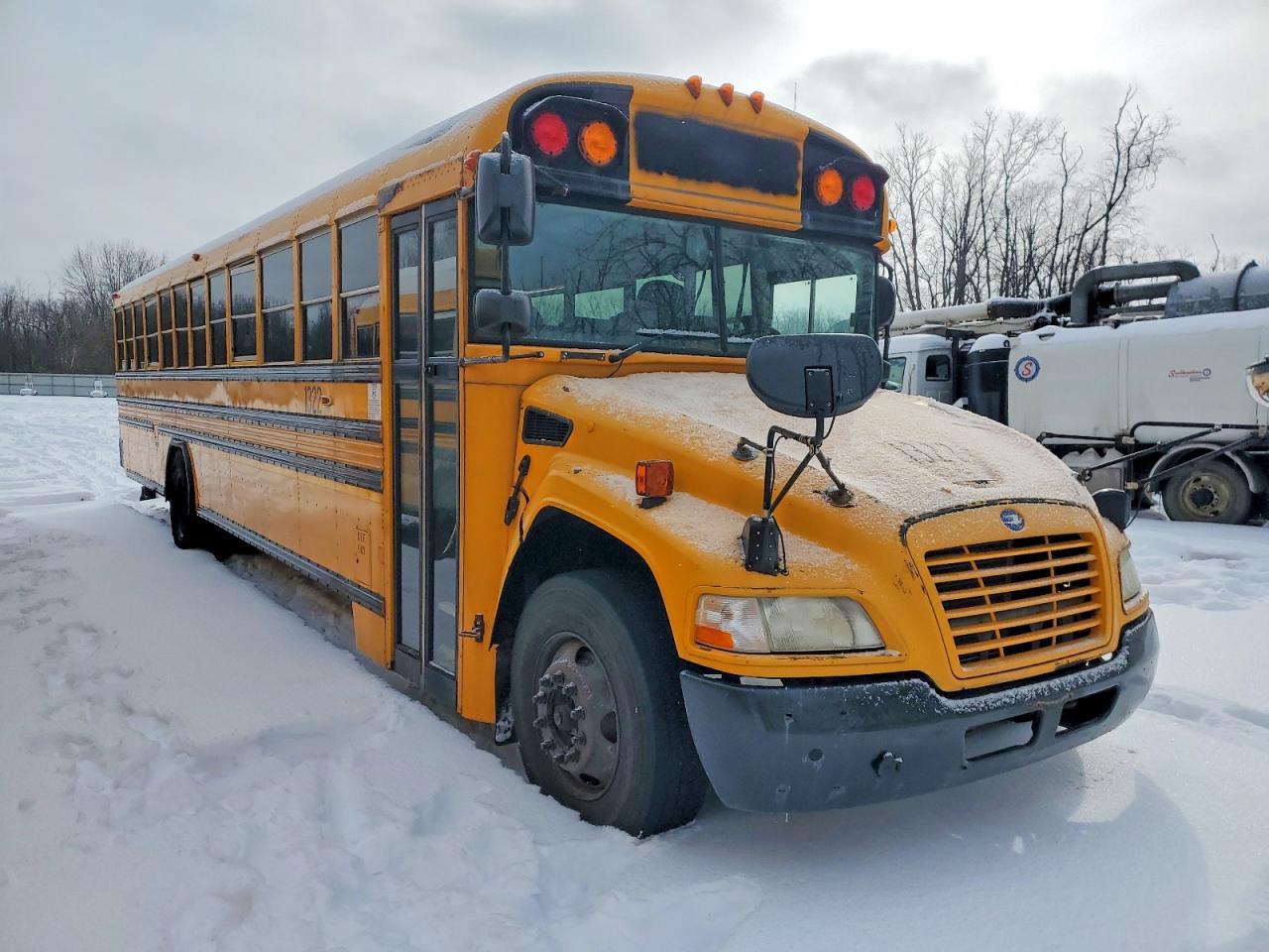 2013 C7NG SCHOOL BUS