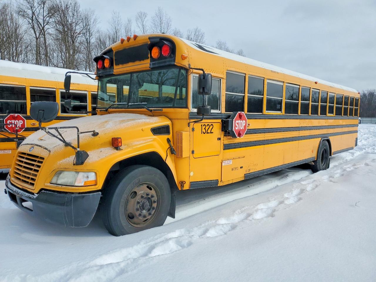 2013 C7NG SCHOOL BUS