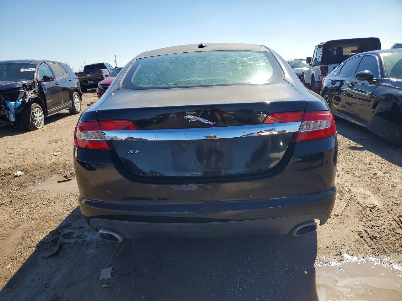 2010 JAGUAR XF