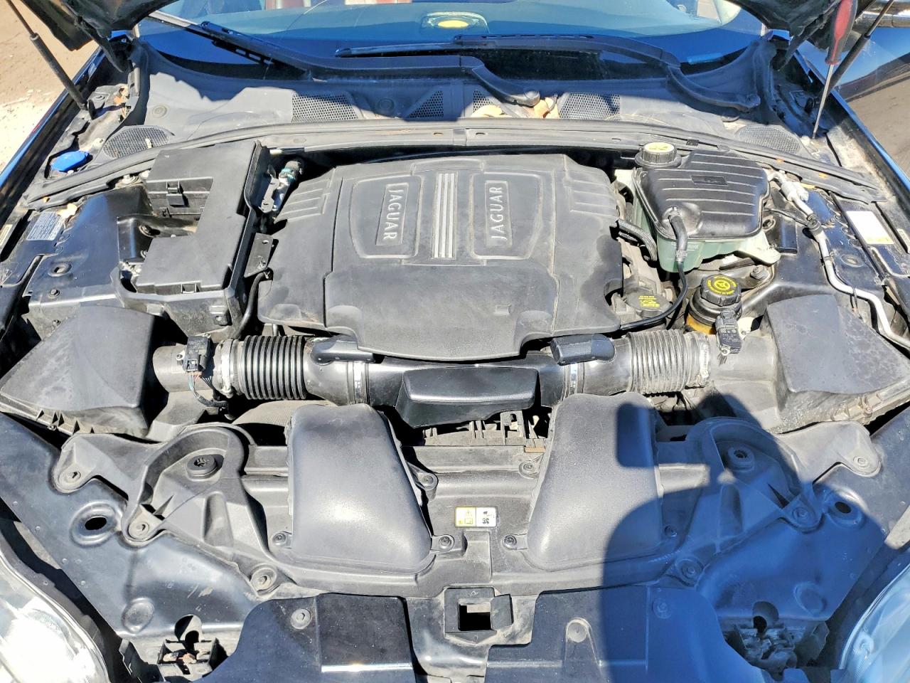 2010 JAGUAR XF