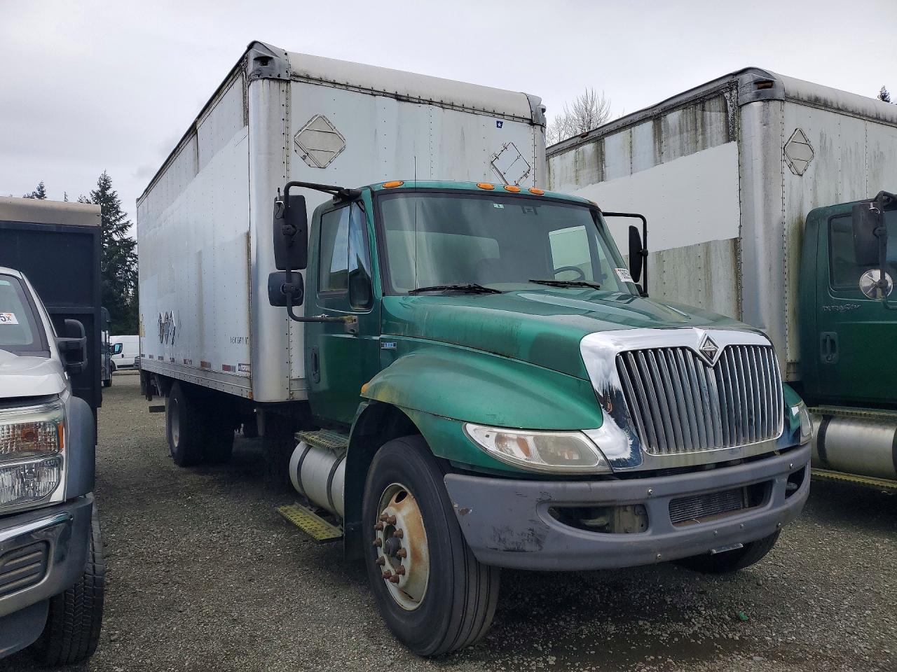 2009 INTERNATIONAL 4300