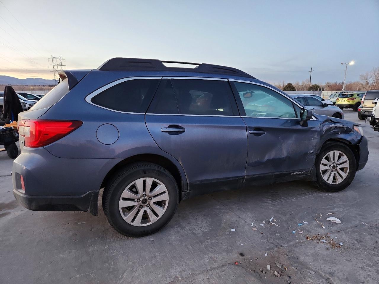 2015 SUBARU OUTBACK