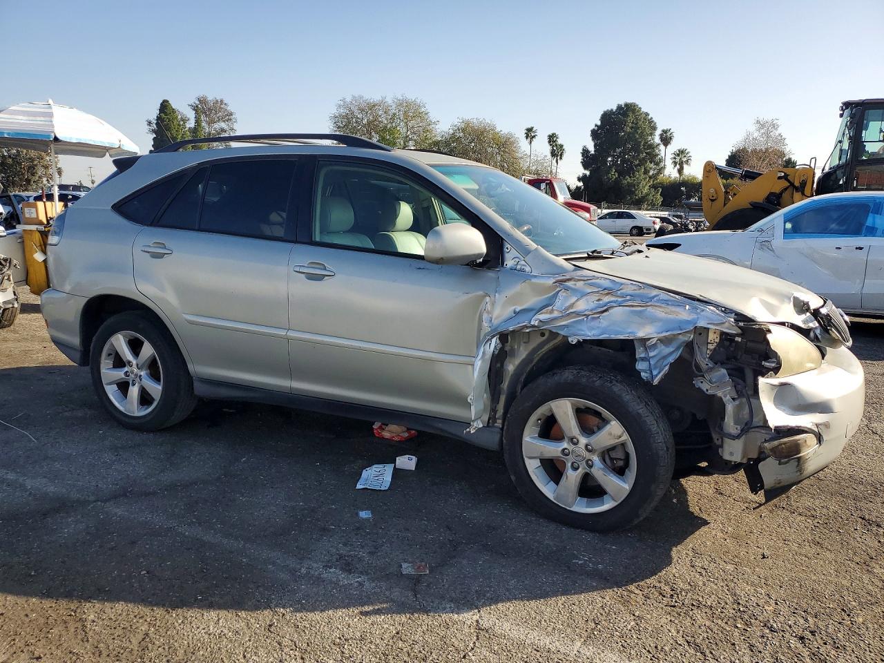2005 LEXUS RX330