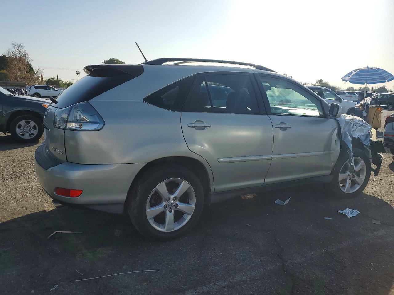 2005 LEXUS RX330