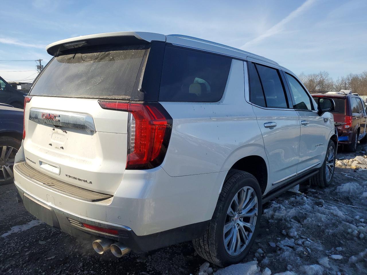 2022 GMC YUKON