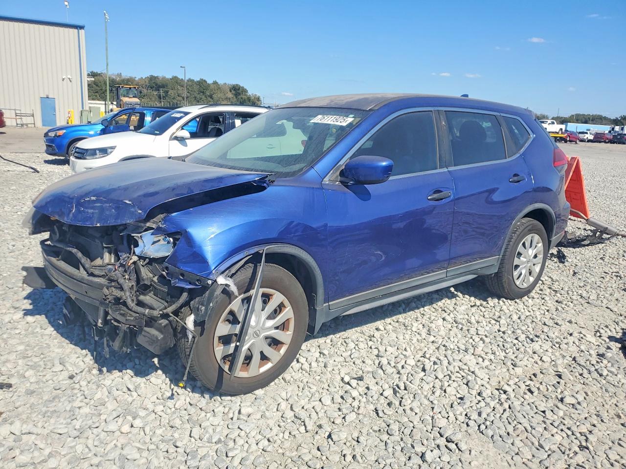 2017 NISSAN ROGUE