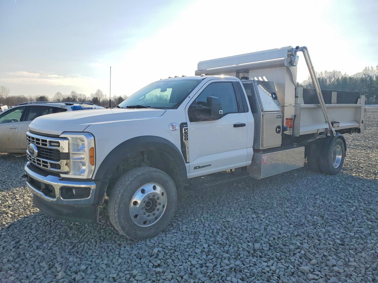 2024 FORD F600