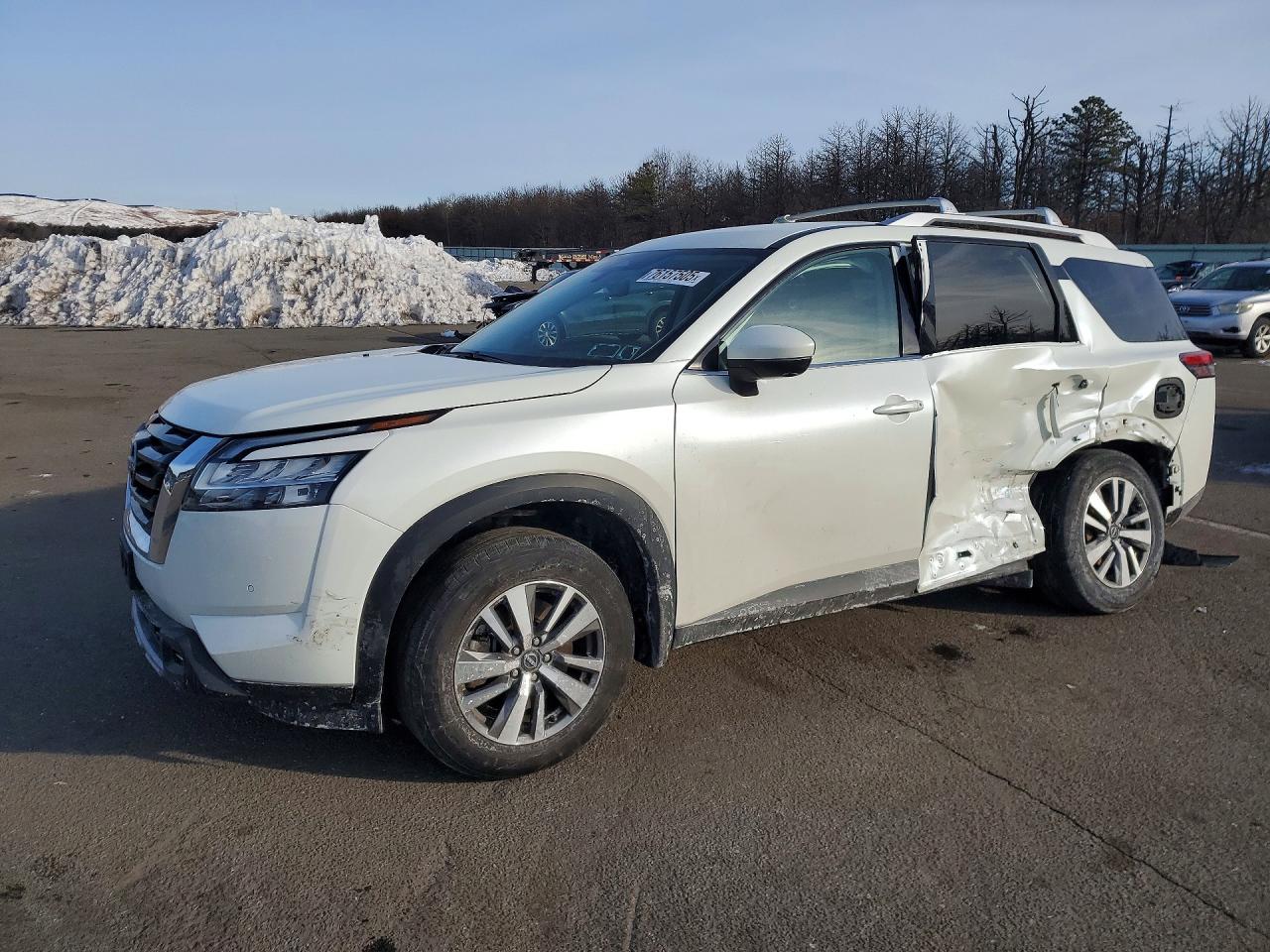 2023 NISSAN PATHFINDER