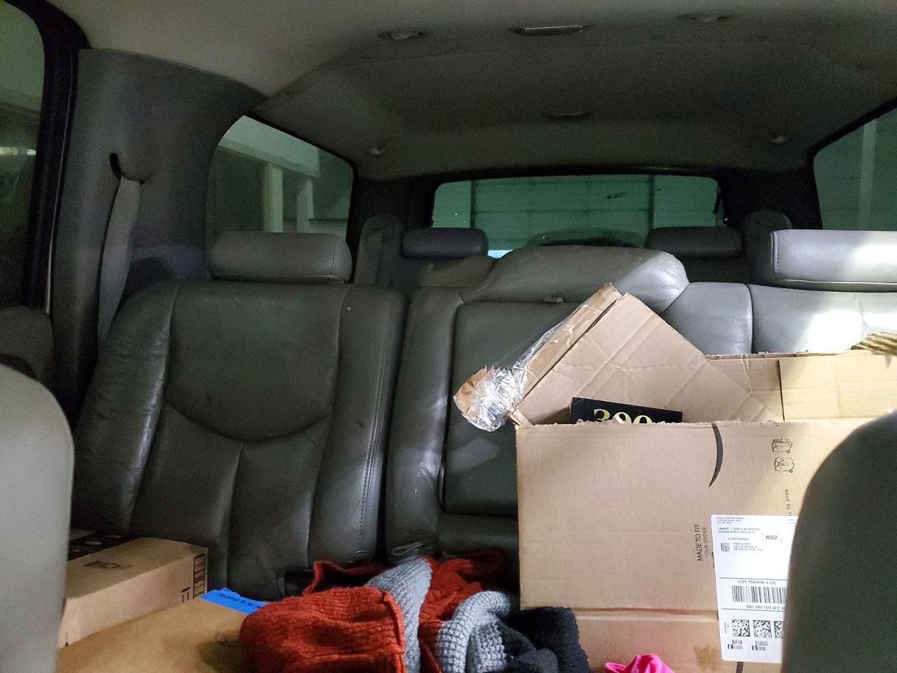 2003 CHEVROLET SUBURBAN
