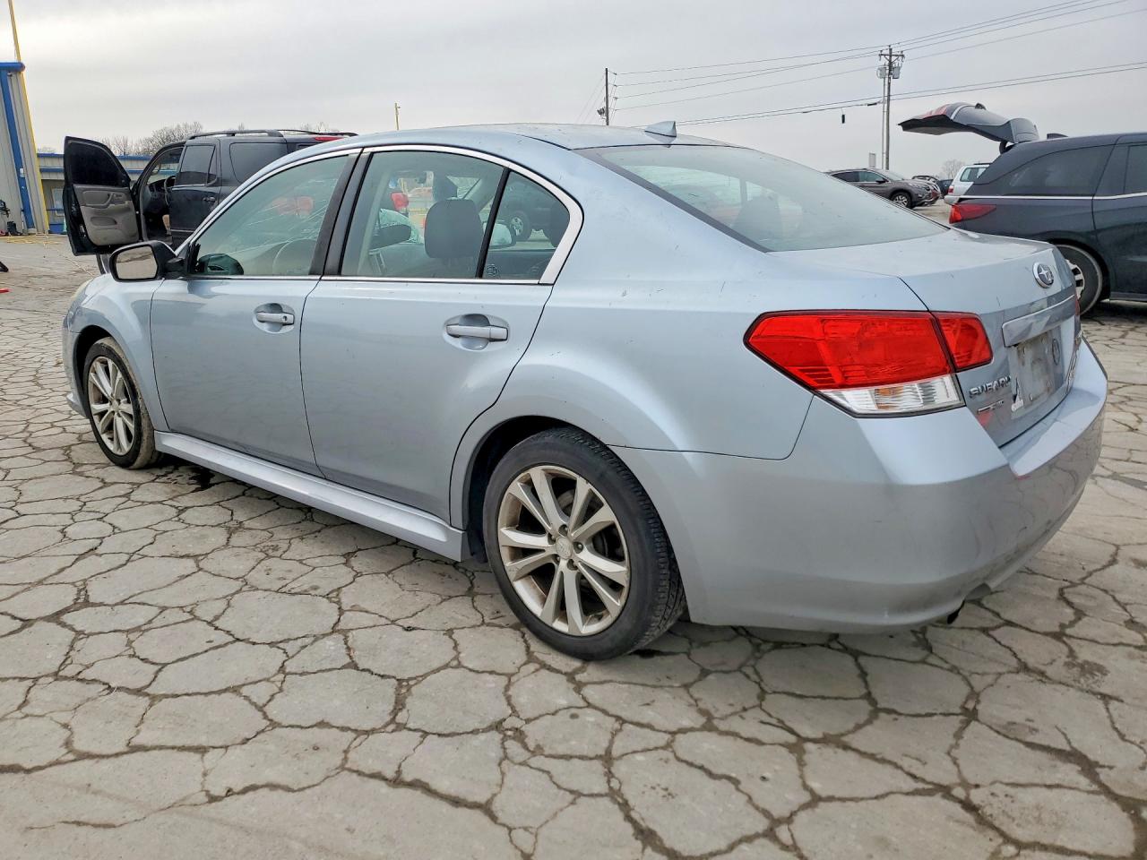 2013 SUBARU LEGACY