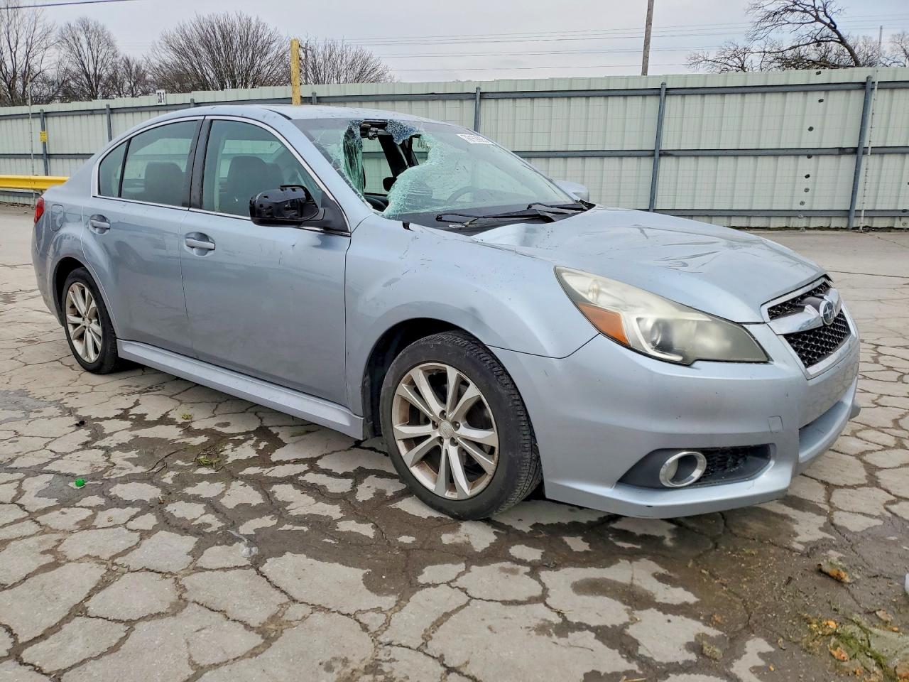 2013 SUBARU LEGACY
