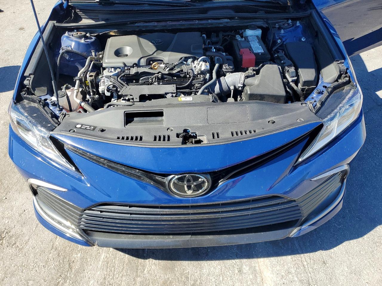 2024 TOYOTA CAMRY
