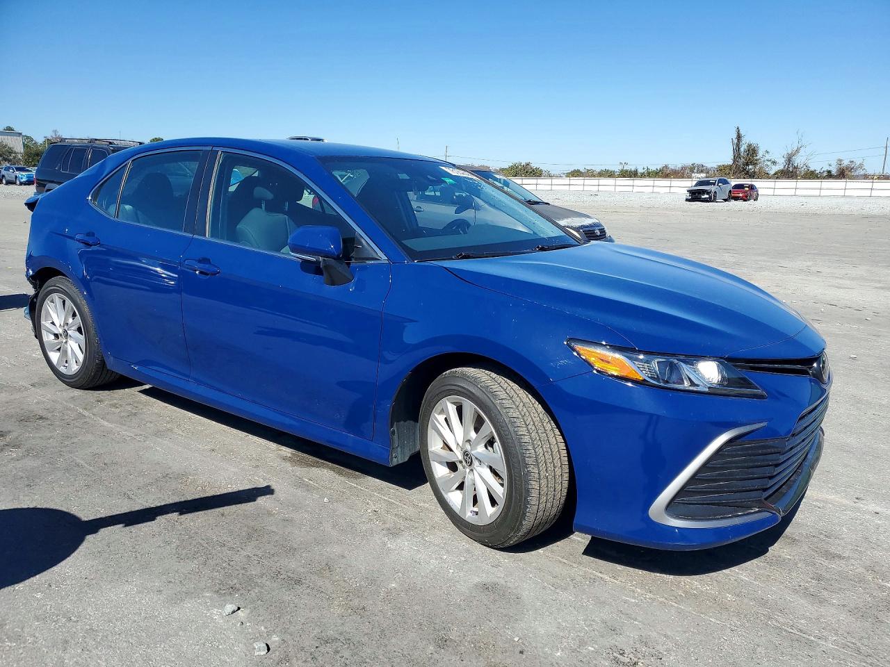 2024 TOYOTA CAMRY