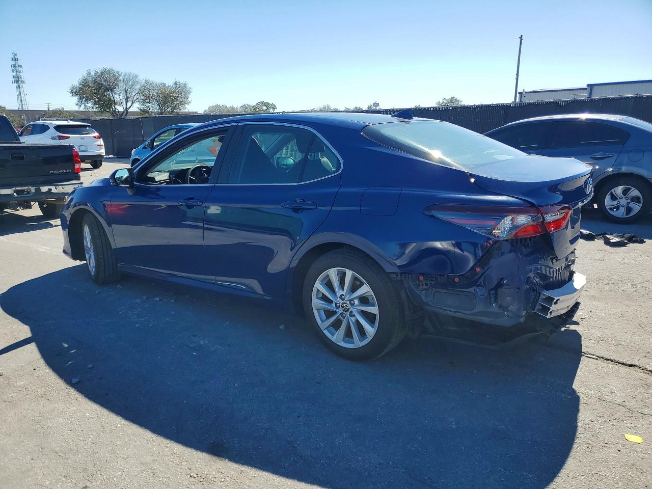 2024 TOYOTA CAMRY