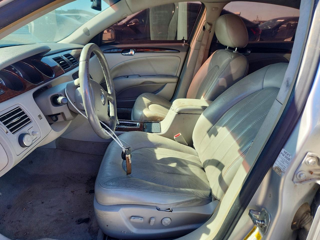 2011 BUICK LUCERNE