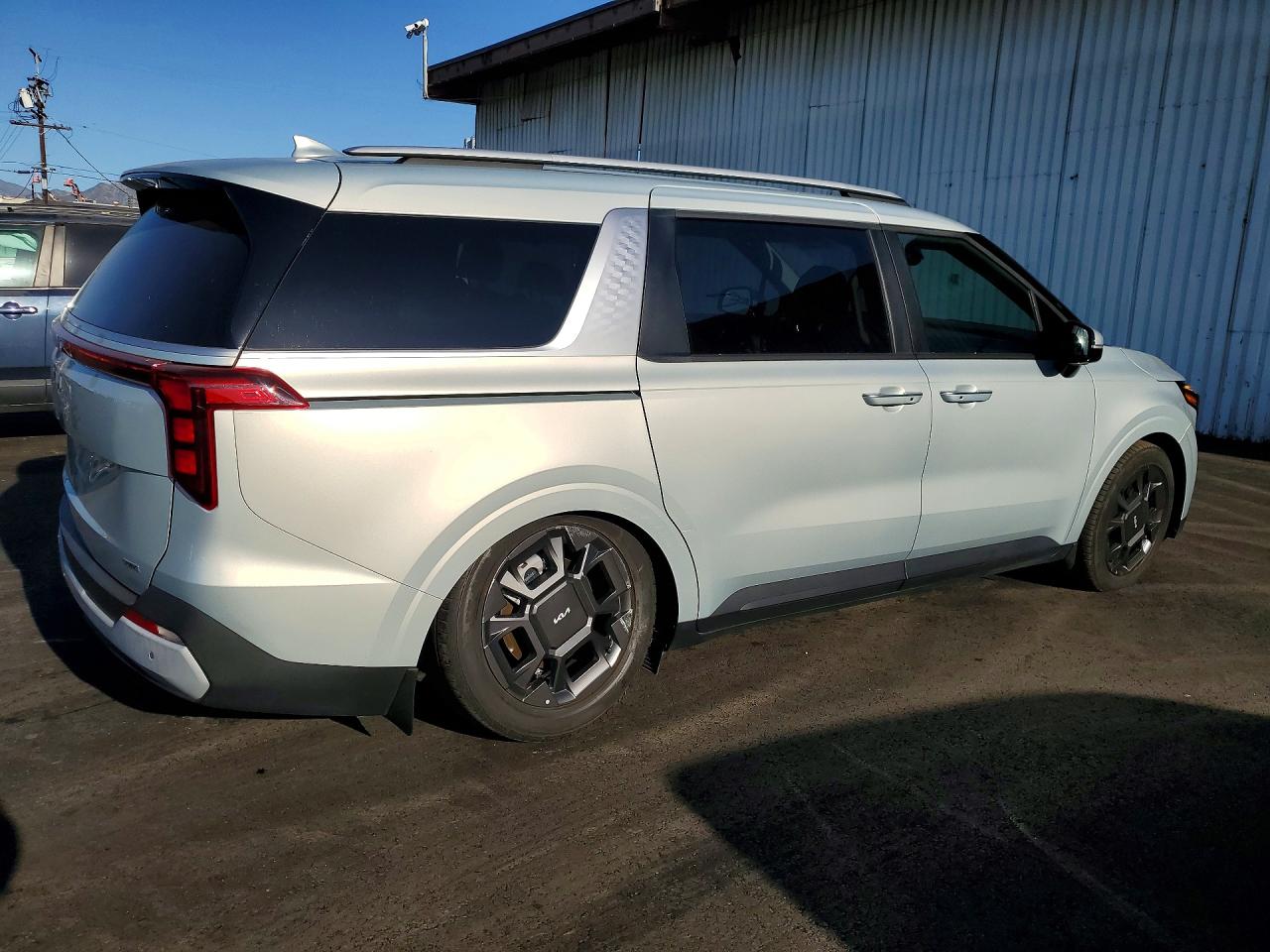 2025 KIA SEDONA