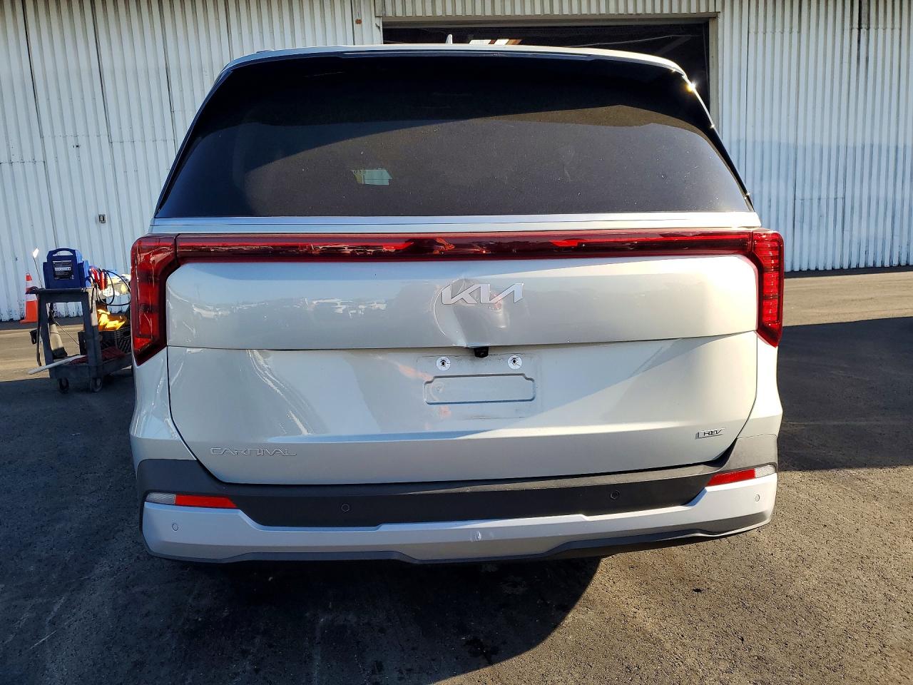 2025 KIA SEDONA