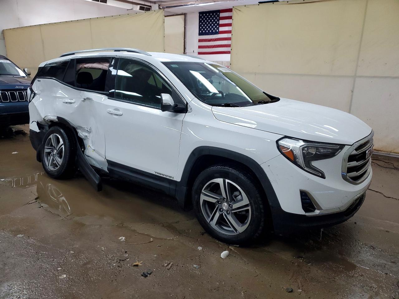 2021 GMC TERRAIN