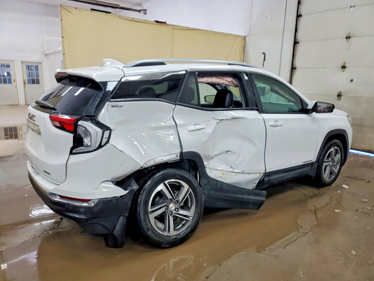 2021 GMC TERRAIN