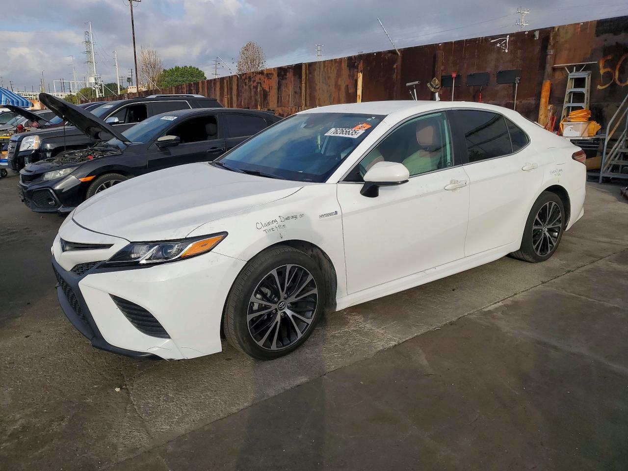 2020 TOYOTA CAMRY