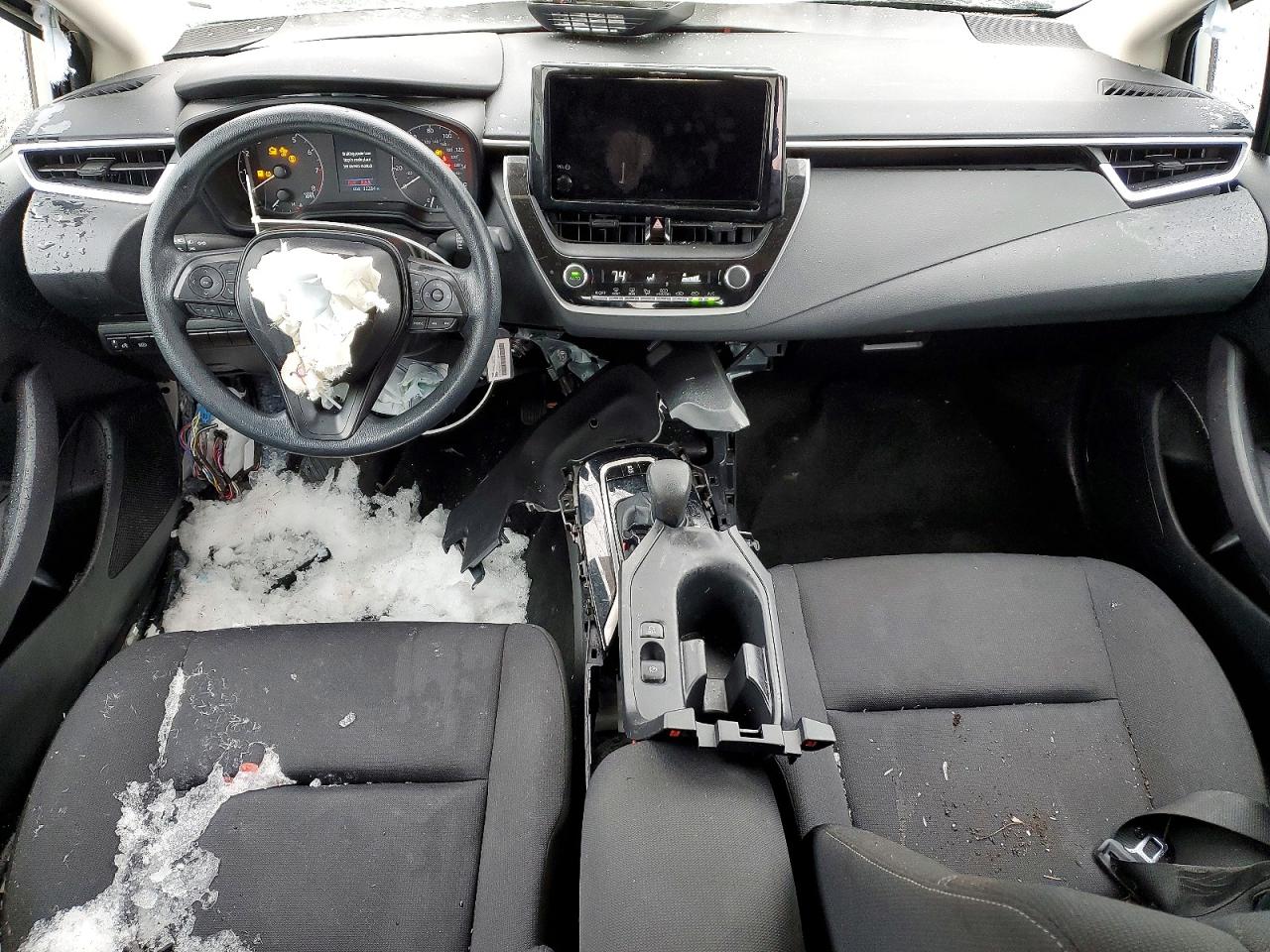 2024 TOYOTA COROLLA