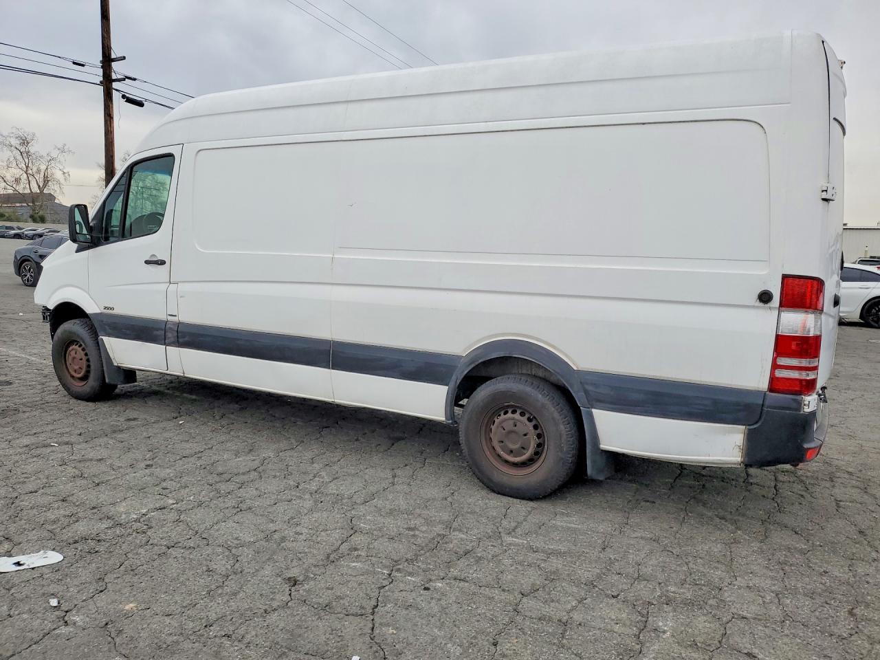 2011 MERCEDES-BENZ SPRINTER