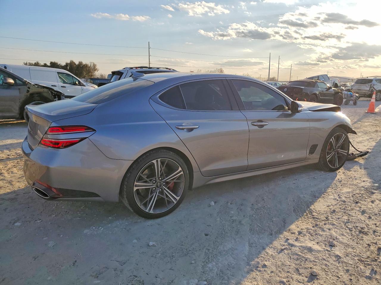 2025 GENESIS G70 BASE