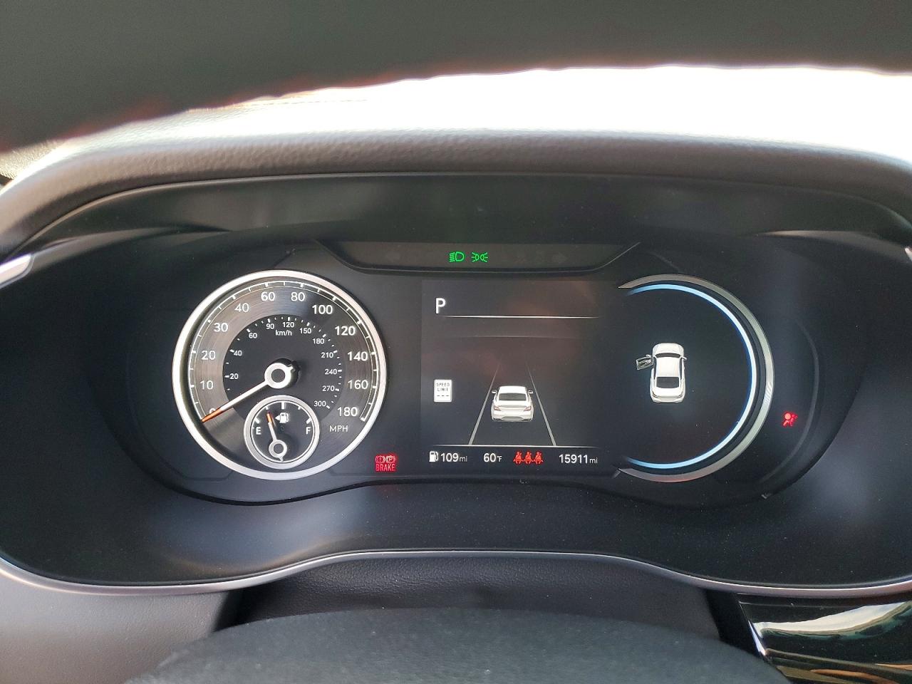 2025 GENESIS G70 BASE