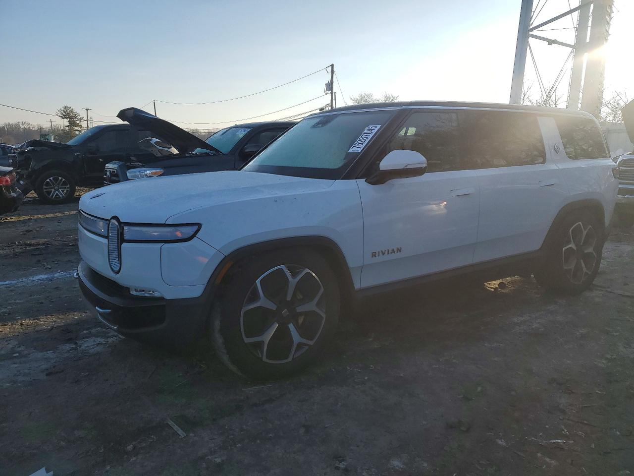 2023 RIVIAN RIS